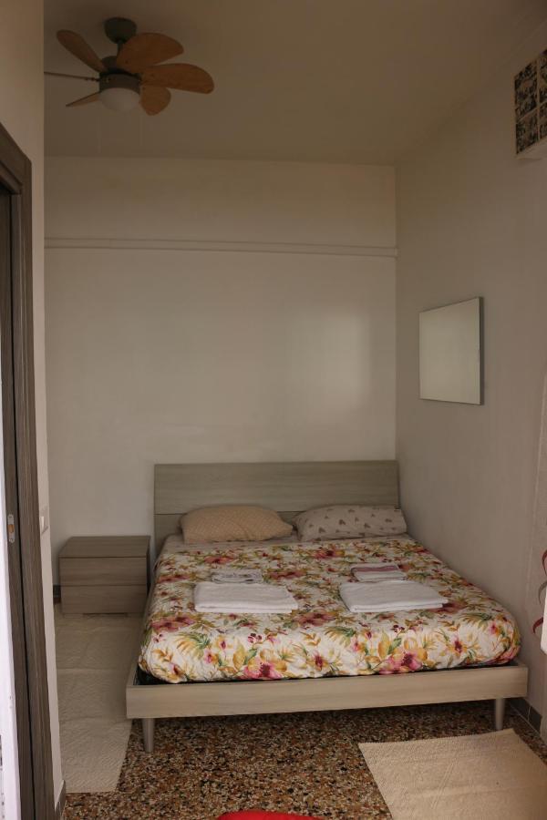 Venezia Lovely Rooms ヴェネツィア・リド島 エクステリア 写真